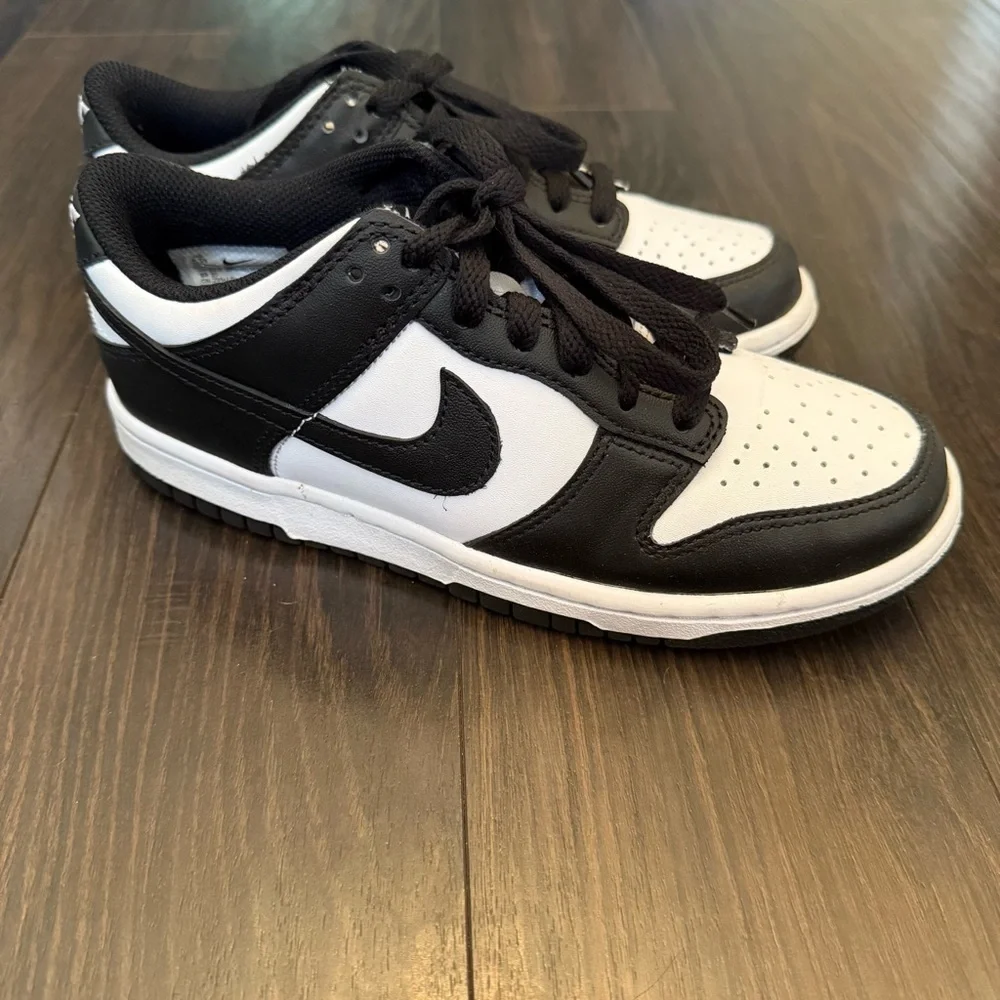 Nike Dunk Retro Lows Black White Sneakers Pandas